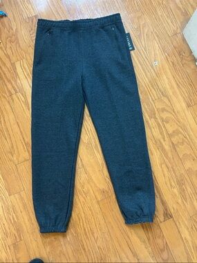 NWT Legend men’s jogger size L
